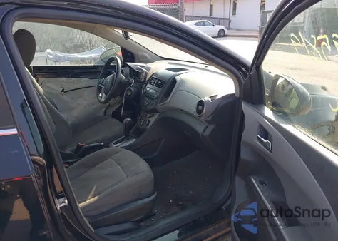 2012 Chevrolet Sonic 2Lt из США, поврежденный, VIN 1G1JC5SHXC4202619